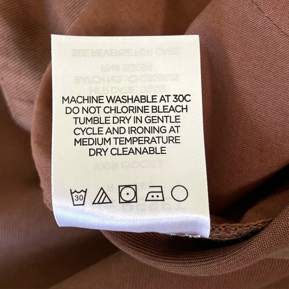 The Reset Eco Slouchy Trouser Pleat Front Tencel Lyocell Pant Cedar Brown Medium - Picture 11 of 11